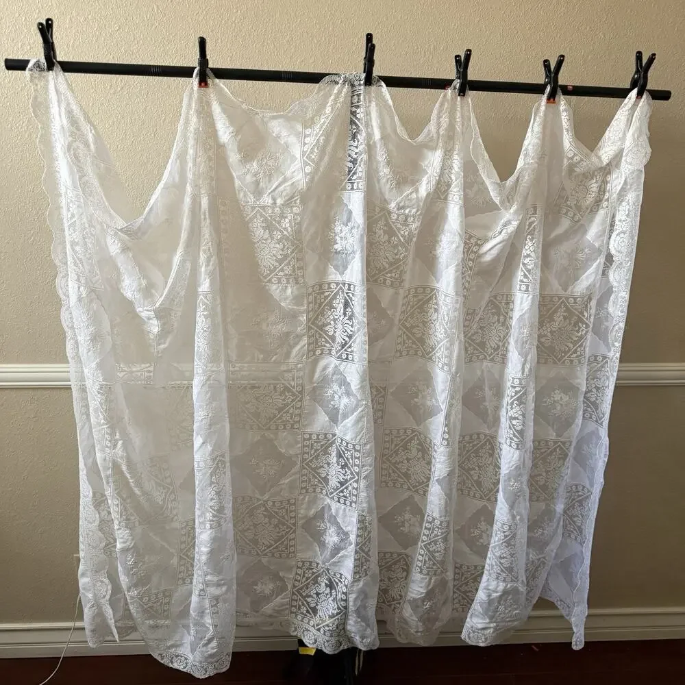 VTG Linen Filet Lace Banquet Tablecloth Floral Applique Army Navy 115